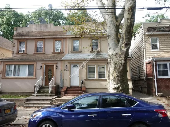85-40 101st St, Richmond Hill, NY 11418