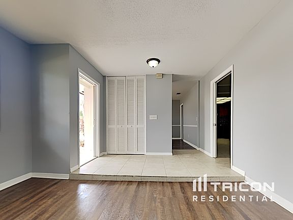 3rd image of 4717 Lodestone Dr