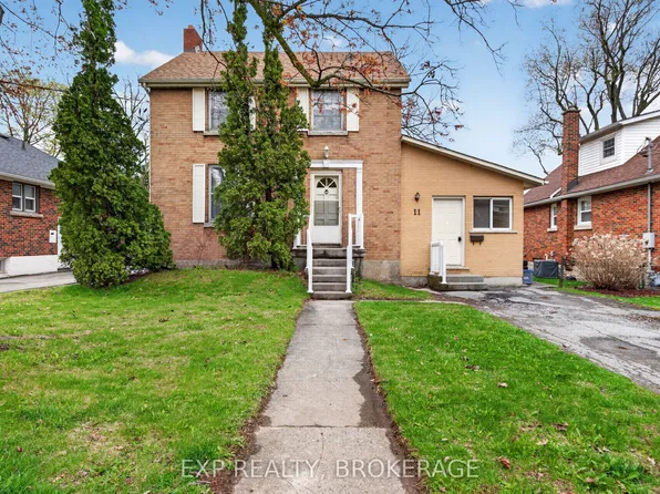 11 Carruthers Ave, Kingston, ON K7L 1L9