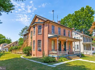 208-210 E Main St, Mountville, PA 17554