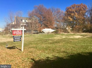 Holly Tree Rd, Middle river, MD 21220