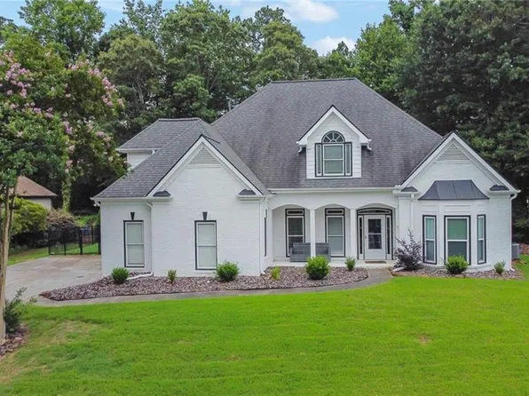 2330 Wood Creek Ct, Dacula, GA 30019