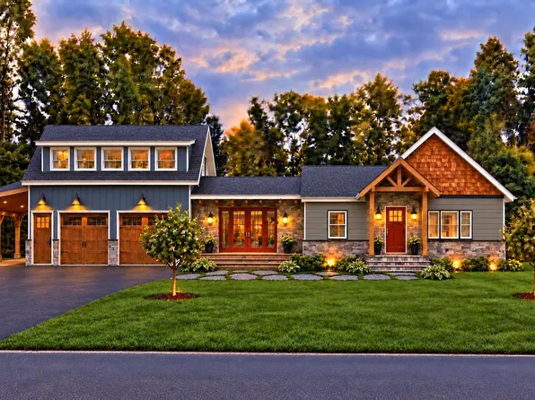 8 Grove Street, Bartlett, NH 03812