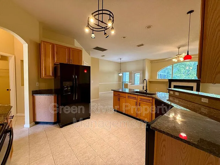 8716 Canopy Oaks Dr — Photo 11