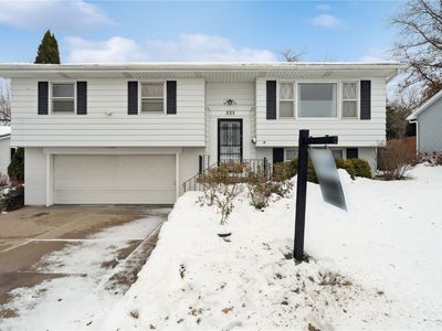 225 31st St NW, Cedar Rapids, IA, 52405