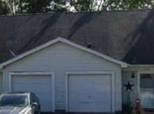 3297 Acorn Ct, Aurora, IL 60504