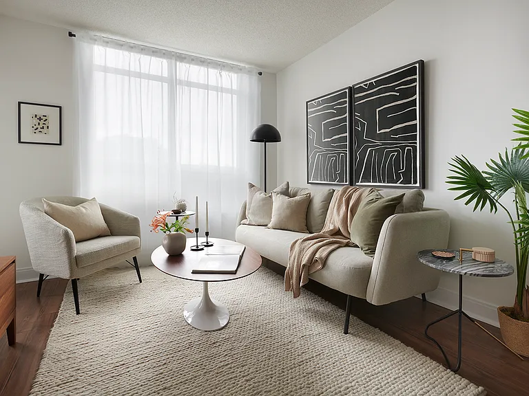 105 Harrison Garden Blvd #811 — Photo 4