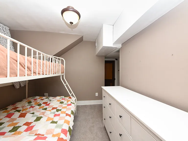 966 Paige Ct — Photo 30