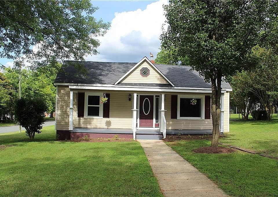 1st image of 424 Gilmer St