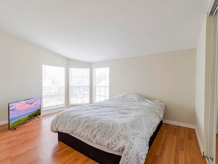 1306 Wild Daisy Ln — Photo 16