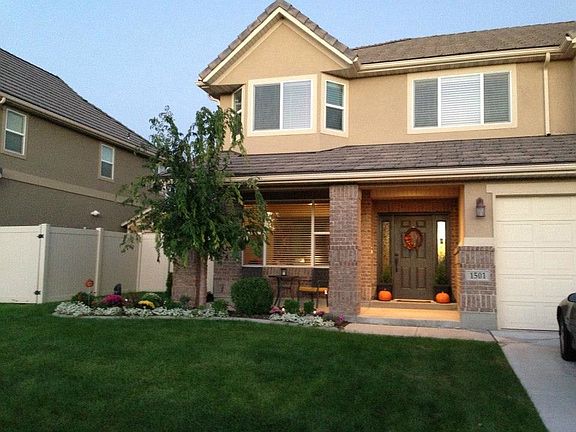 2nd image of 1501 S Dragonfly Dr