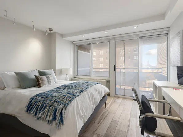 142 East 16th Street image 6 of 15