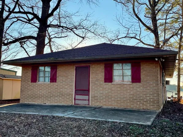 324 Southshore Dr, Lone Star, TX 75668