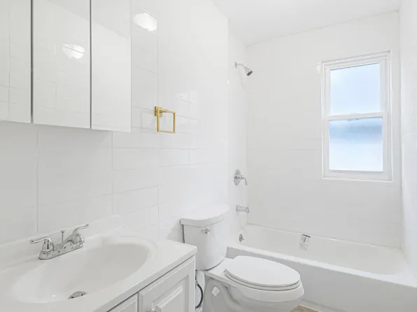 5618 Sylvan Avenue image 20 of 30