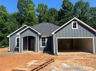 827 Shannon Cir NE, Rome, GA 30161