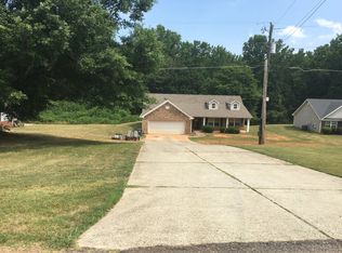 344 Magnolia Ave, Jefferson, GA 30549