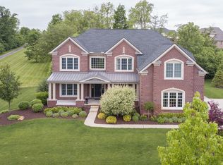 17331 Crestbrook Dr, Northville, MI 48168