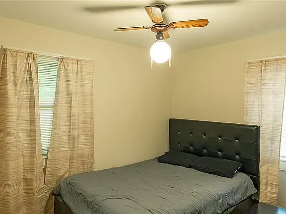 3 bed, 1566 sqft, $2,000 — Photo 2