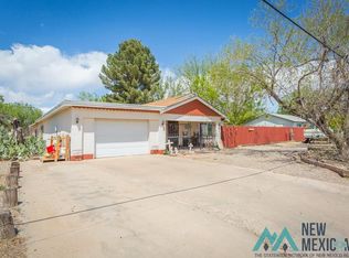 215 E Country Club Rd, Roswell, NM 88201