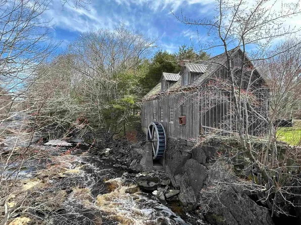 1582 Highway 103, Sable River, NS B0T 1V0