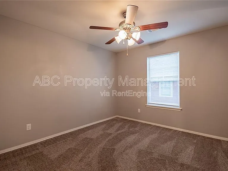 4133 W Santa Maria Ln — Photo 6