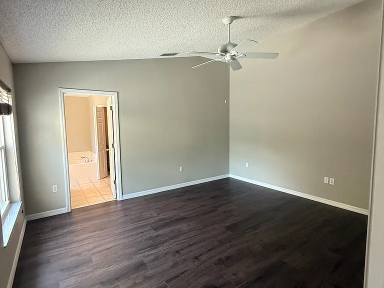 226 Tree Branch Ln — Photo 15