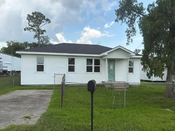 205 Early St, Paradis, LA 70080