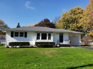 214 Alpine Rd, Rochester, NY 14612