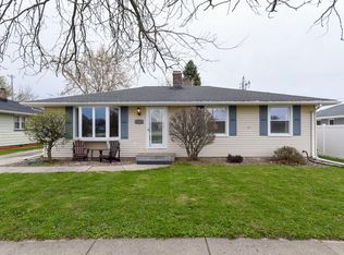 4016 87th St, Kenosha, WI 53142