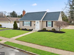 81 Wittenborn Ave, Hamilton, NJ 08619