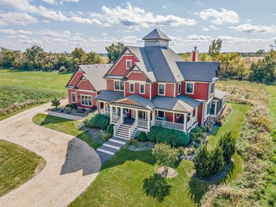 45W635 S Serosun Farms Ln, Hampshire, IL, 60140