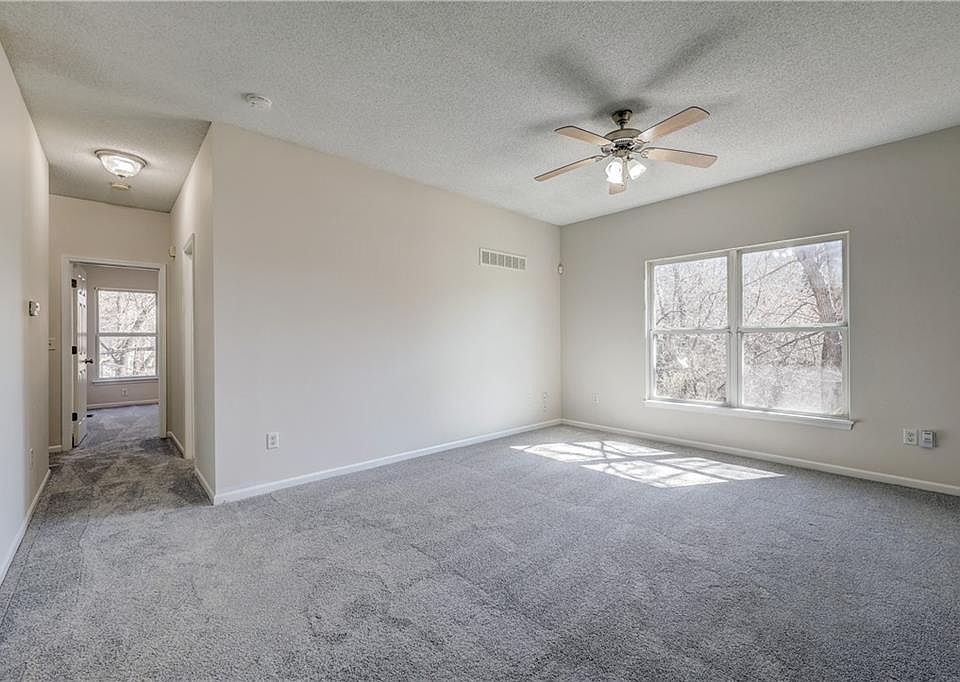 1st image of 3301 N 103rd Ter