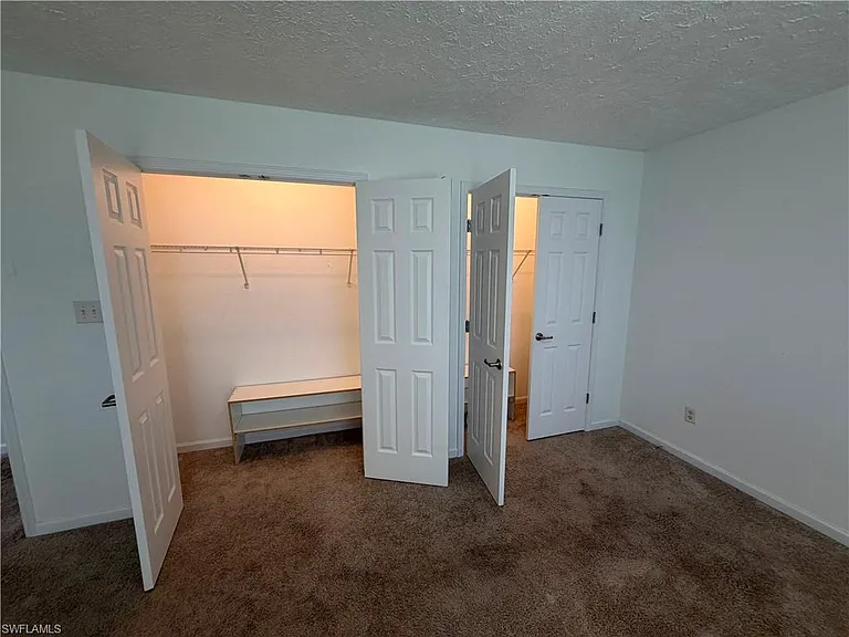 250 Leawood Cir — Photo 12
