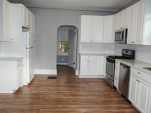 2nd image of 54 Hillside Ave