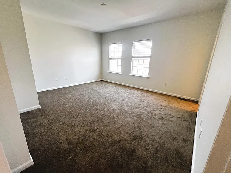 1825 N Pollock Way — Photo 15