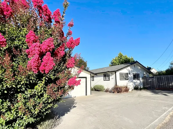 5297 Lone Pine Rd, Sebastopol, CA 95472