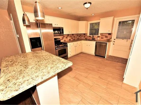 315 Texas St, Cedar Hill, TX 75104