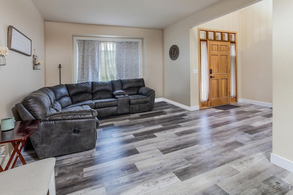 2006 Pacific Ct