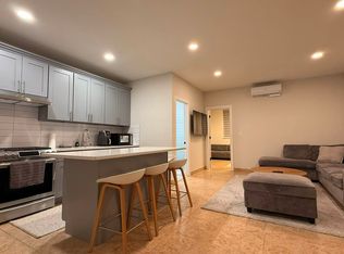 62-17 60th St #1Q, Maspeth, NY 11378