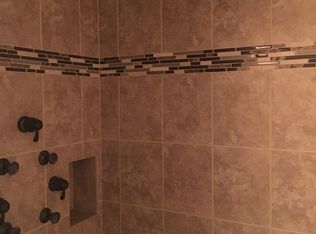 208 N 63rd Ave, Yakima, WA 98908