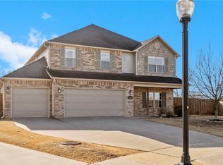 7233 Charlotte Ave, Springdale, AR 72762