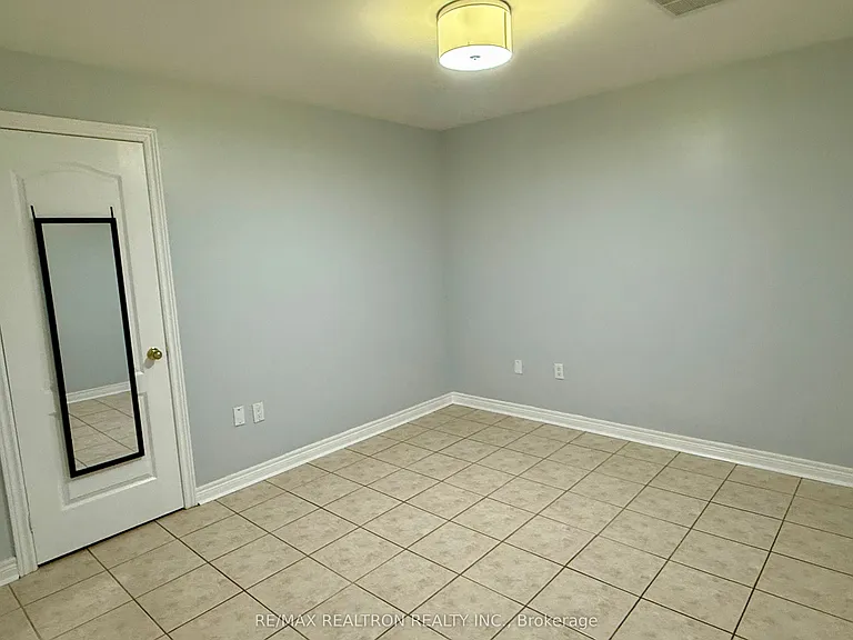 112 Homestead Rd #LOWER — Photo 6