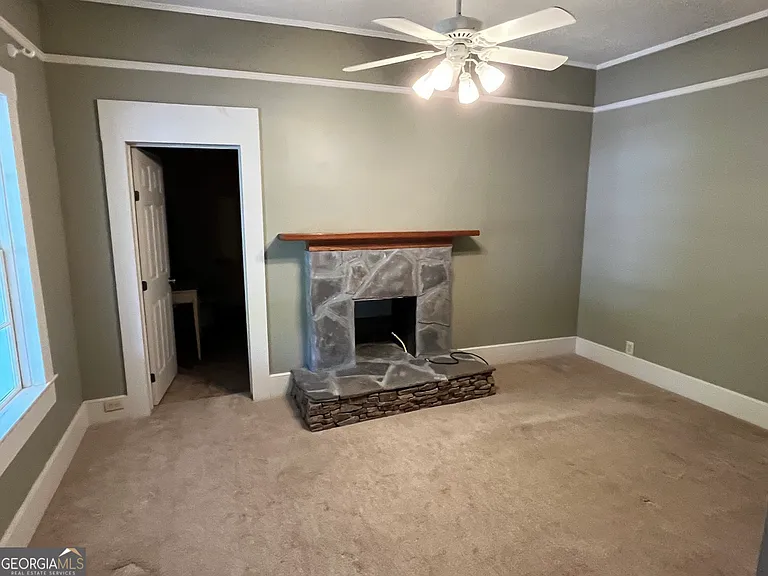 92 Bleckley Dr — Photo 4