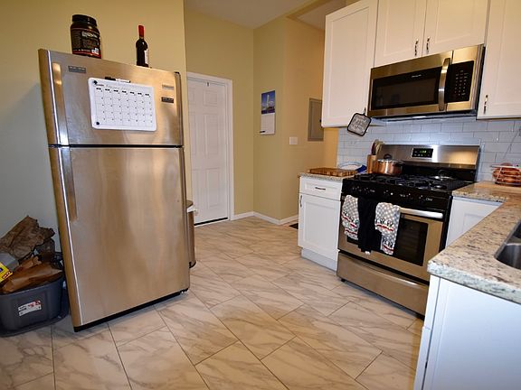 5th image of 211 S Campbell Ave #1