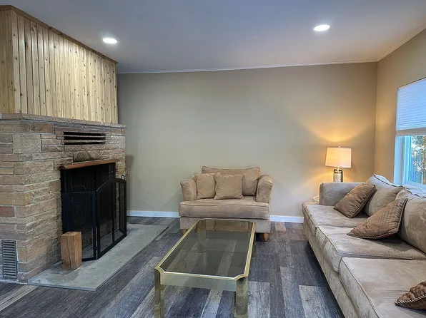 21867 NE Redmond Fall City Rd, Redmond, WA 98053