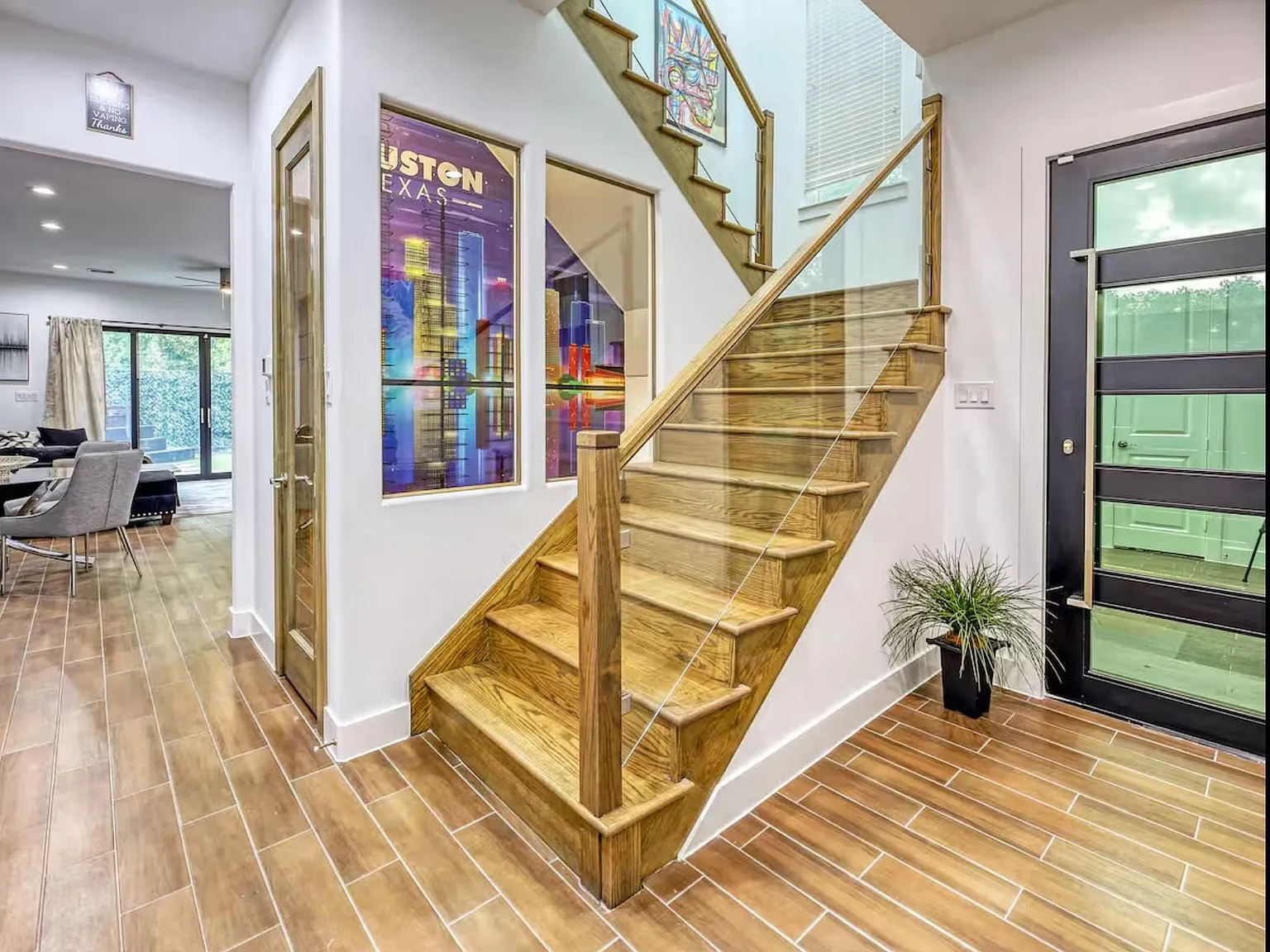 3 bed, 3.5 bath, 1795 sqft, $3,100 — Photo 3