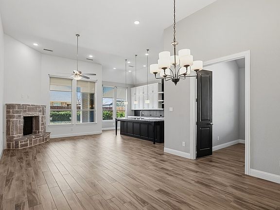 4th image of 7508 Plumgrove Rd