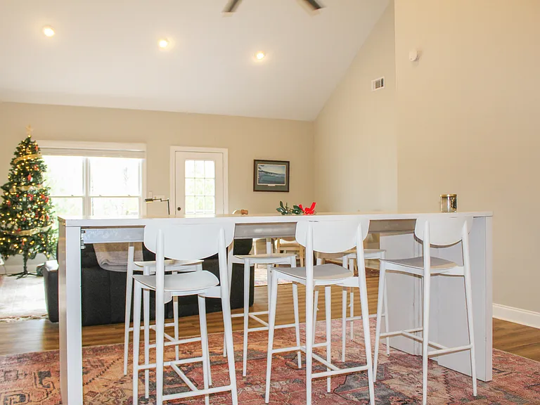 103 Grove Hill Dr — Photo 3