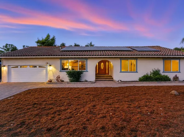 16920 Oak Leaf Dr, Morgan Hill, CA 95037