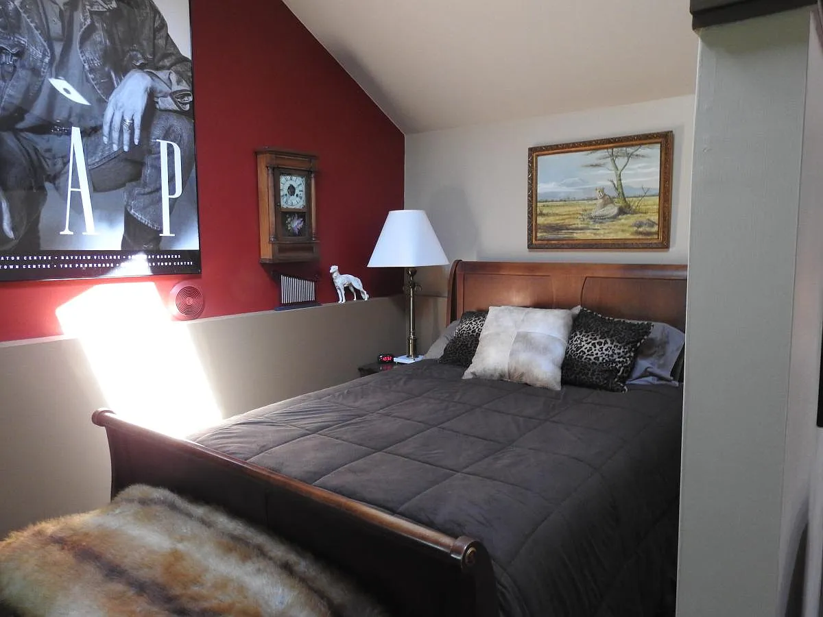 Studio, 577 sqft, $2,100 — Photo 3